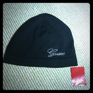 Black Guess beanie
